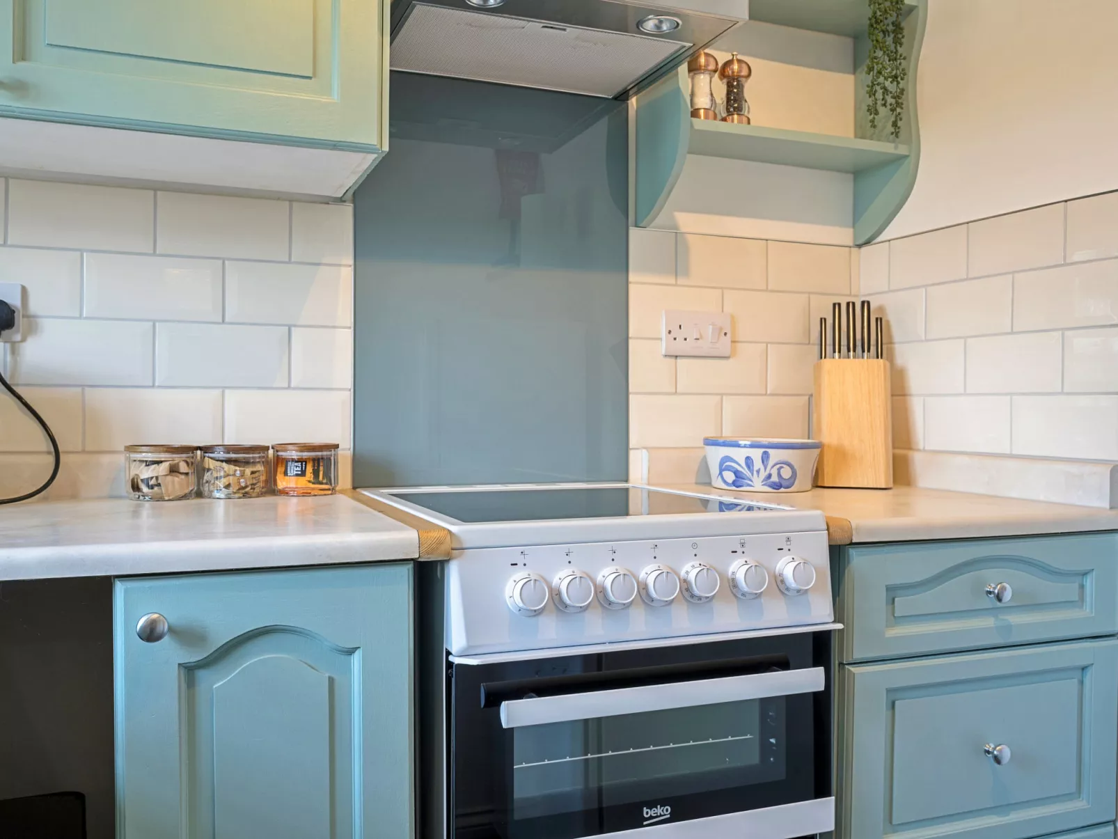 Demelza Cottage-Binnen