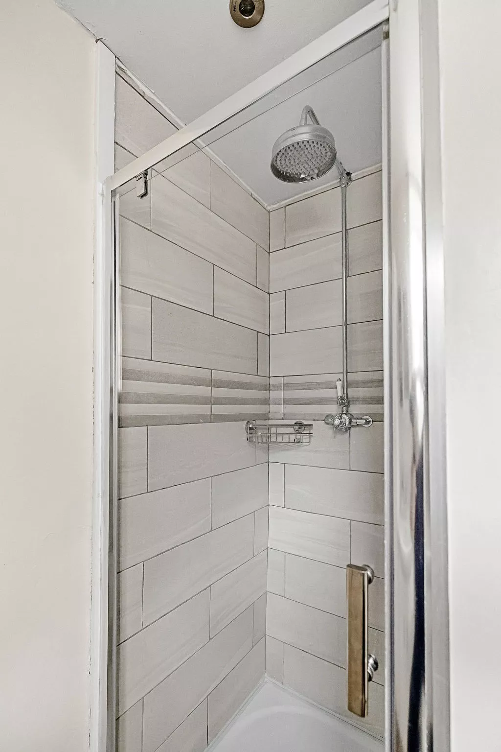 Farleigh Cottage-Binnen