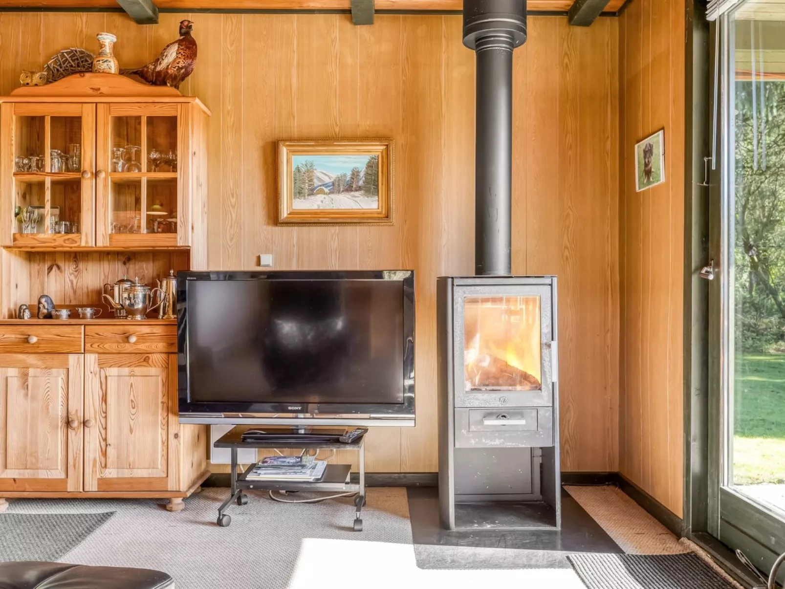 "Aron" - 30km from the sea-Binnen