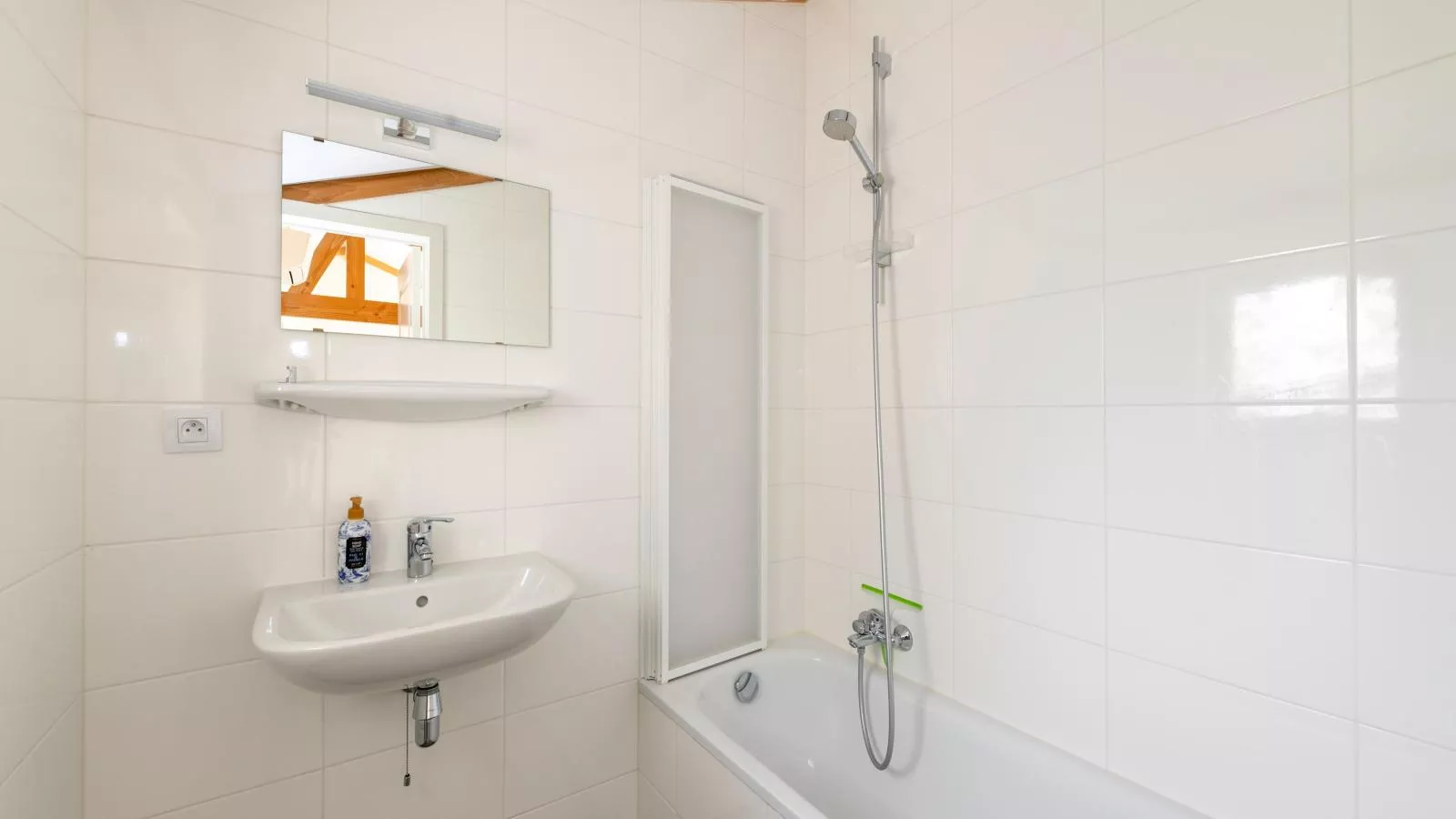 Westhinder I H19-Badkamer