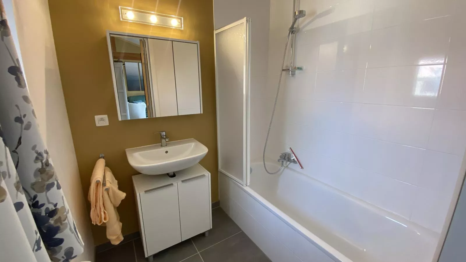 Westhinder II H8-Badkamer