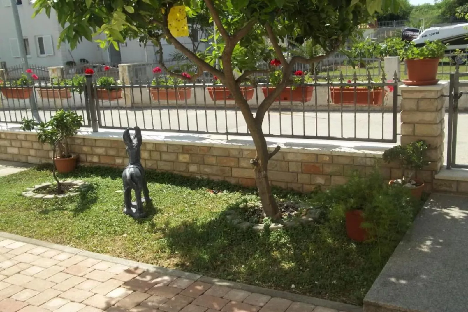 Peaceful Apartments With Style - Classic Studio-Buitenlucht