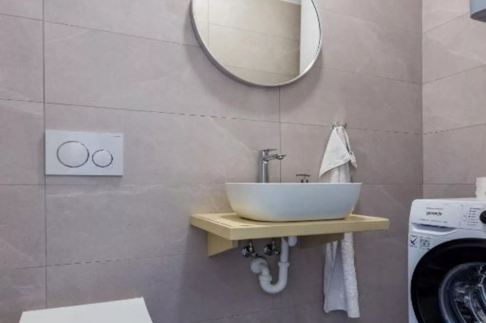 Peaceful Murvica Villa Pool, Garden, and Modern Comfort - Two Bedroom Holiday Home with Private Pool-Badkamer