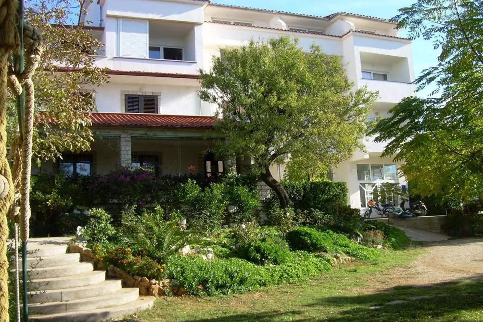 Rab Diving Mirko - One Bedroom Apartment with Sea View (3A)-Buitenlucht