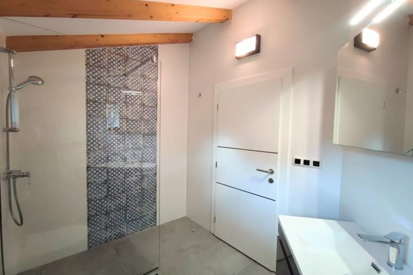 Villa Galant Brgudac - Private Oasis with Pool-Badkamer