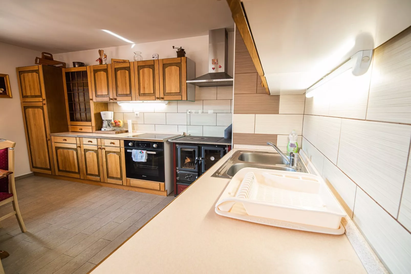 Holiday Home Slap with Sauna and BBQ - Two Bedroom Holiday Home-Keuken