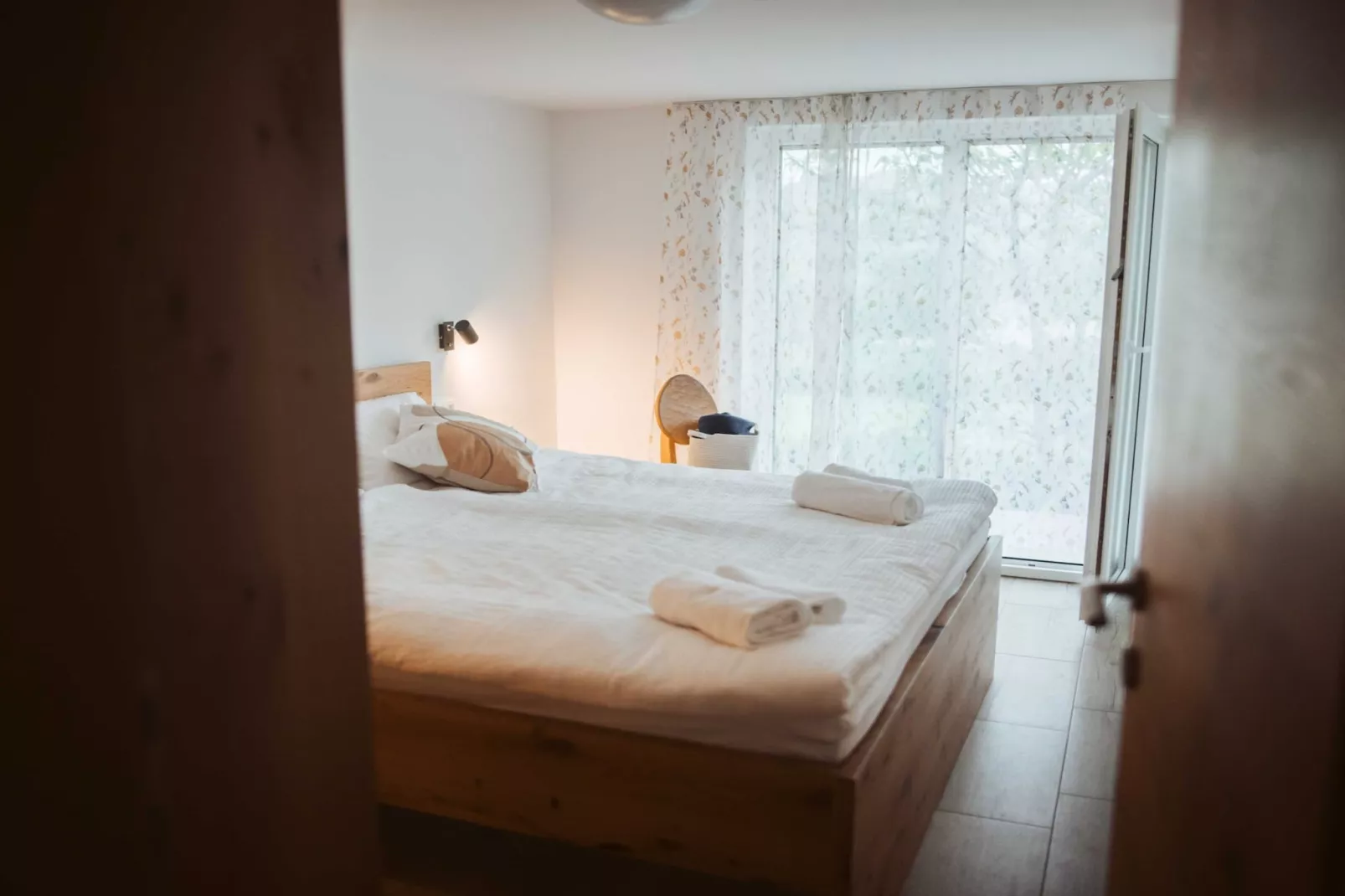 Cozy Holiday Home with Fireplace and Scenic Hills in Bistrica ob Sotli - Two Bedroom Holiday Home-Slaapkamer