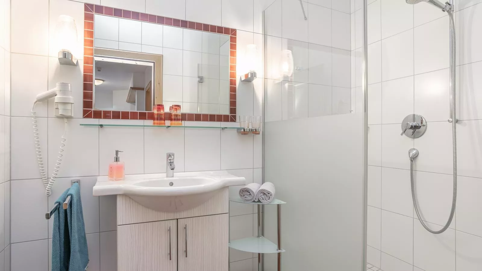 Landhaus Marchfeld Top 4  Top 5-Badkamer