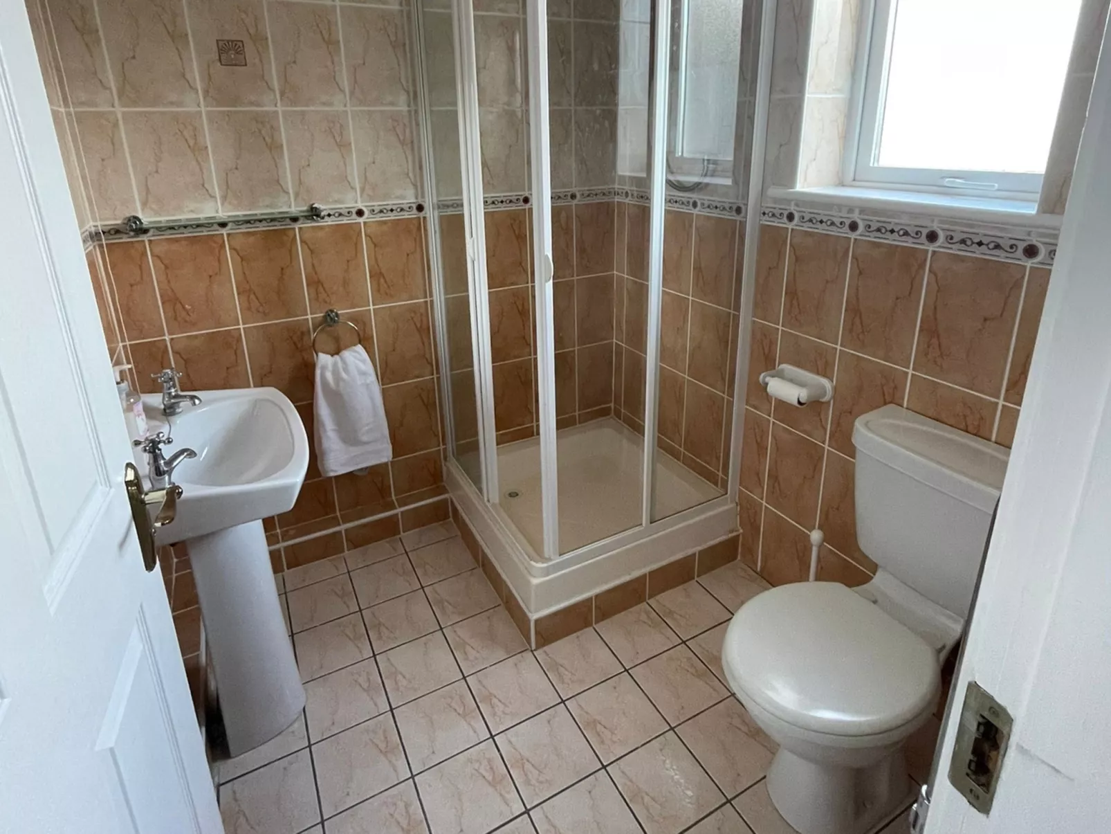 Ballycotton Holiday (TR1+2) Apartment No 6-Binnen