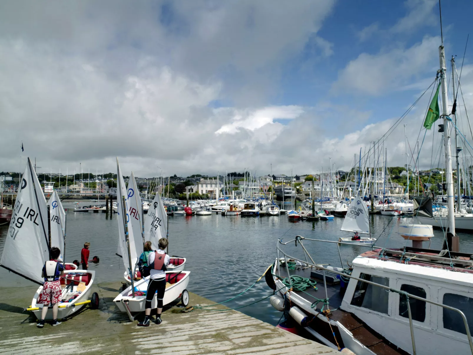 Castle Quay (TR4) HH No 14-Buiten