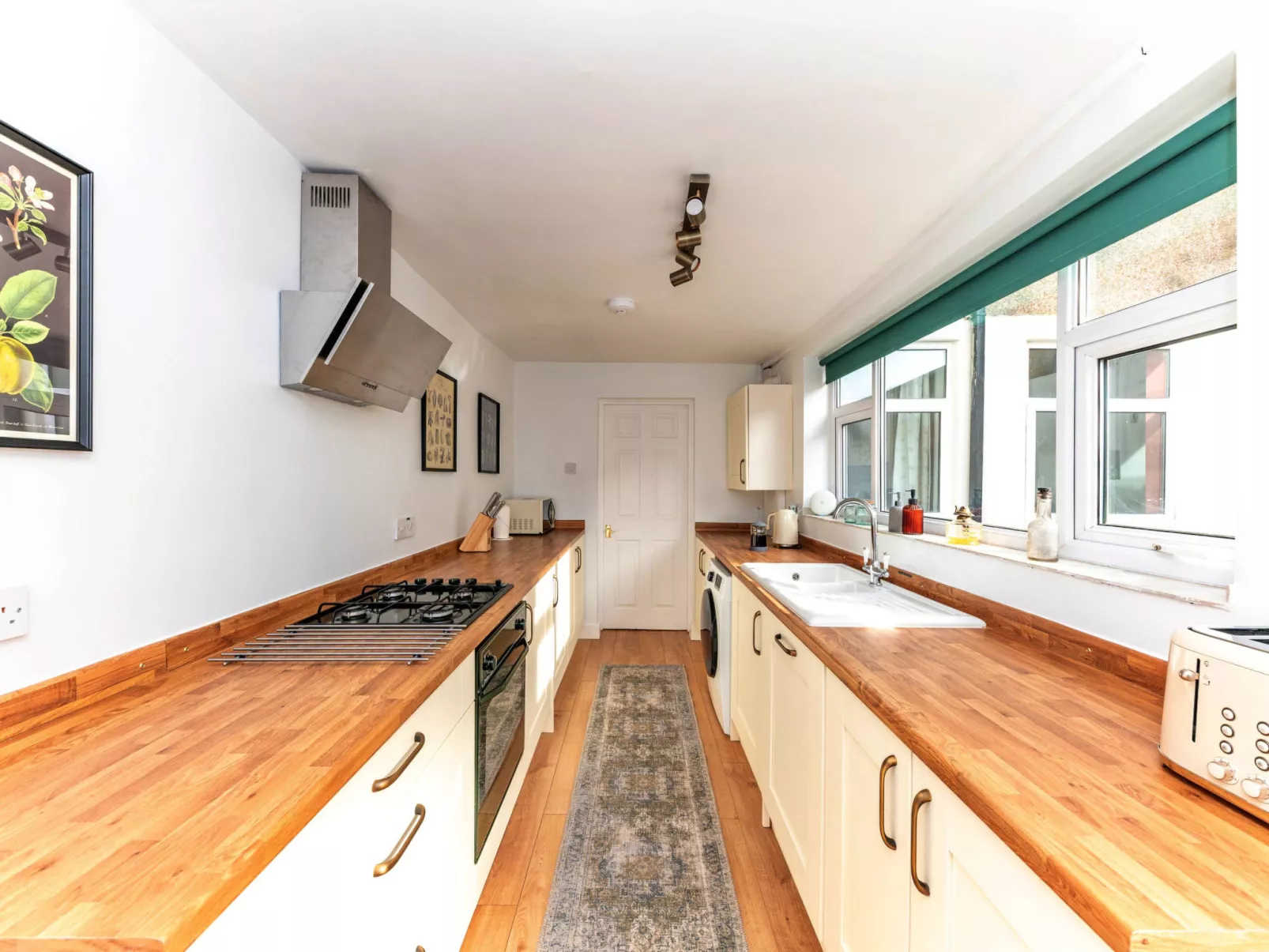 Sheila's Cottage-Binnen