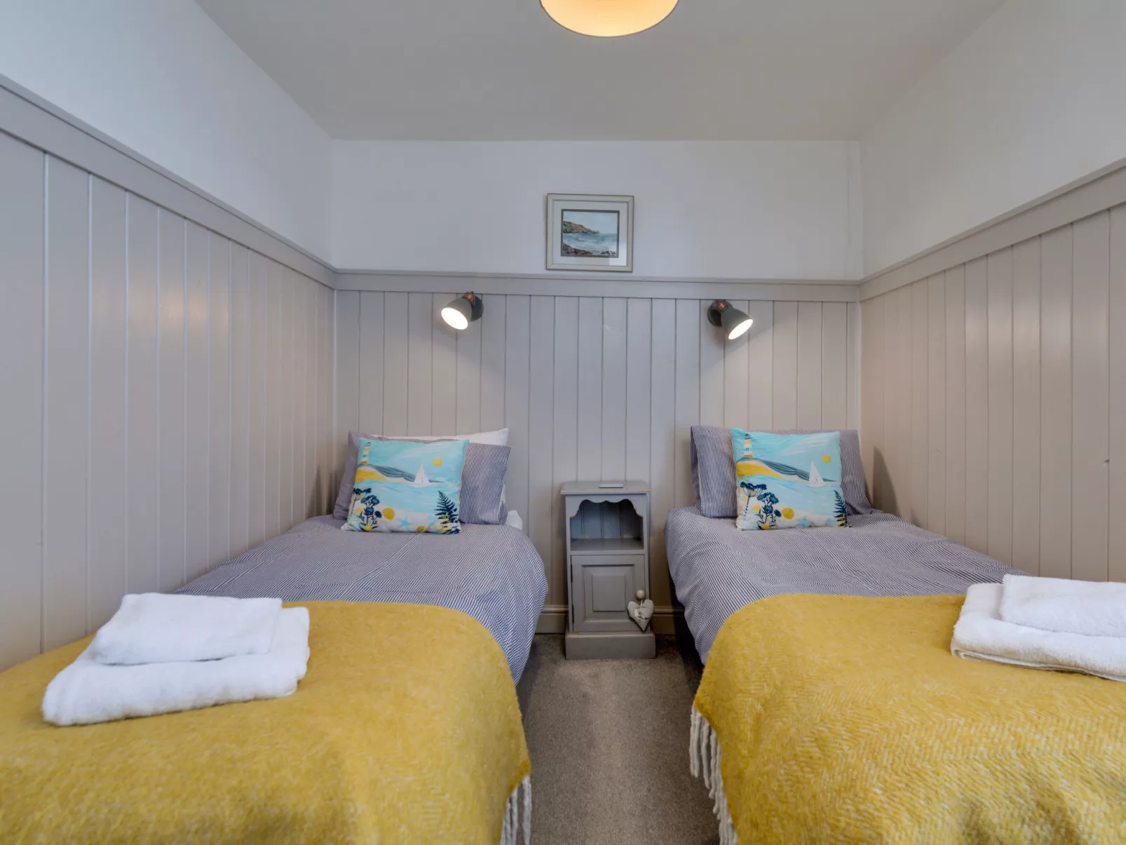 The Gull's Nest-Binnen