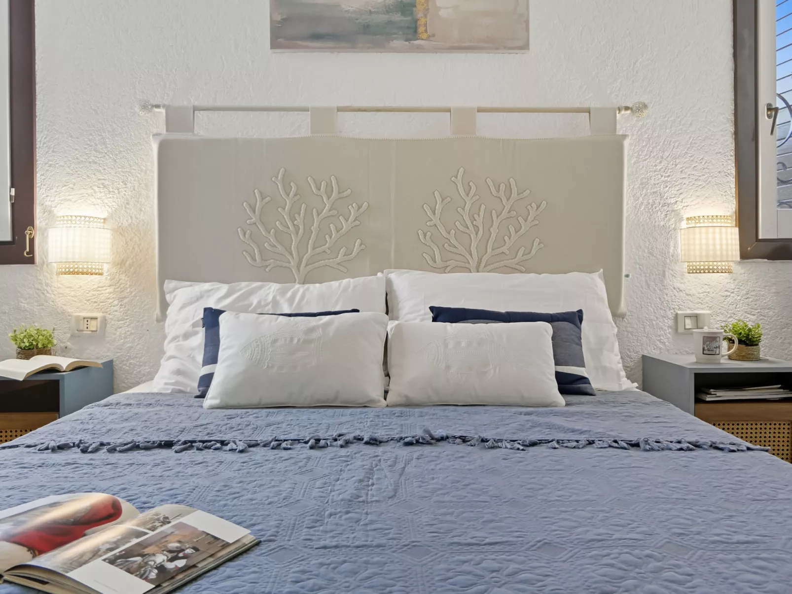 Iris 5, Terza Spiaggia-Binnen