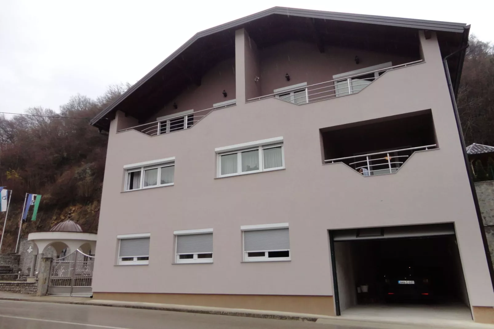 Apartments A&D - One Bedroom Apartment with Terrace and River View (Ana)-Buitenlucht