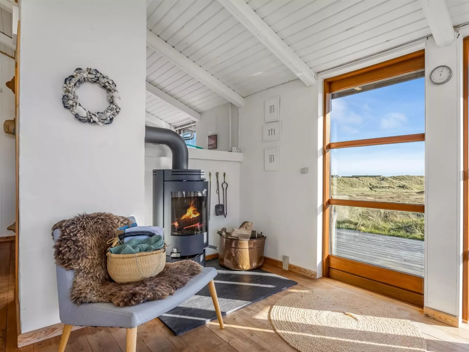 "Sigbritt" - 750m from the sea-Binnen