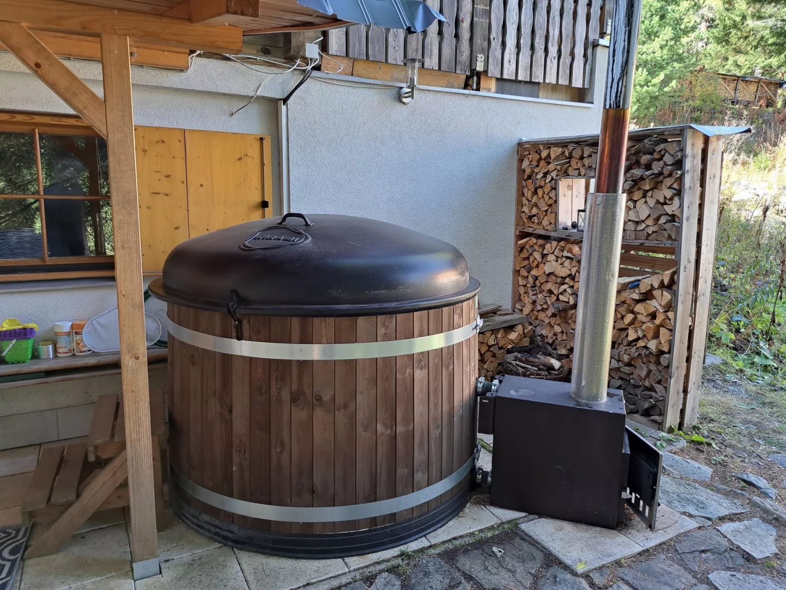 Zirbenwaldhütt´n-Binnen