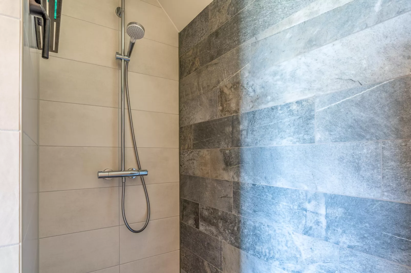 Waalburght 16-Badkamer