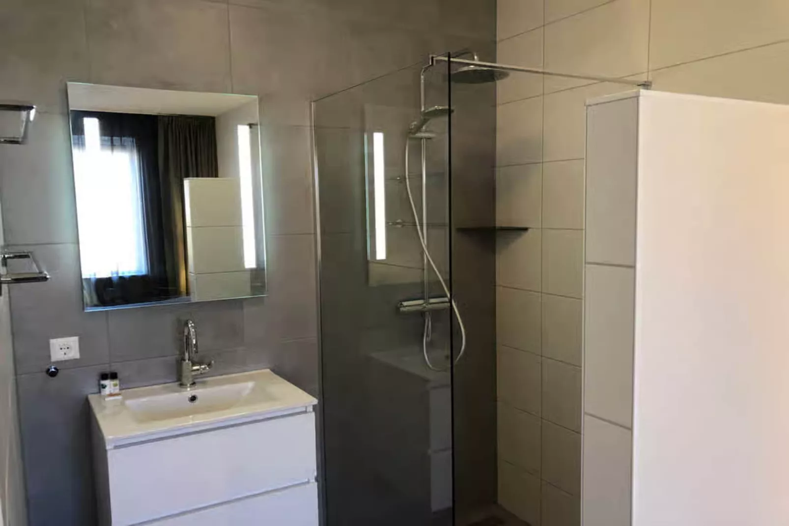 Plein 40 Lodge 2 - Badkamer