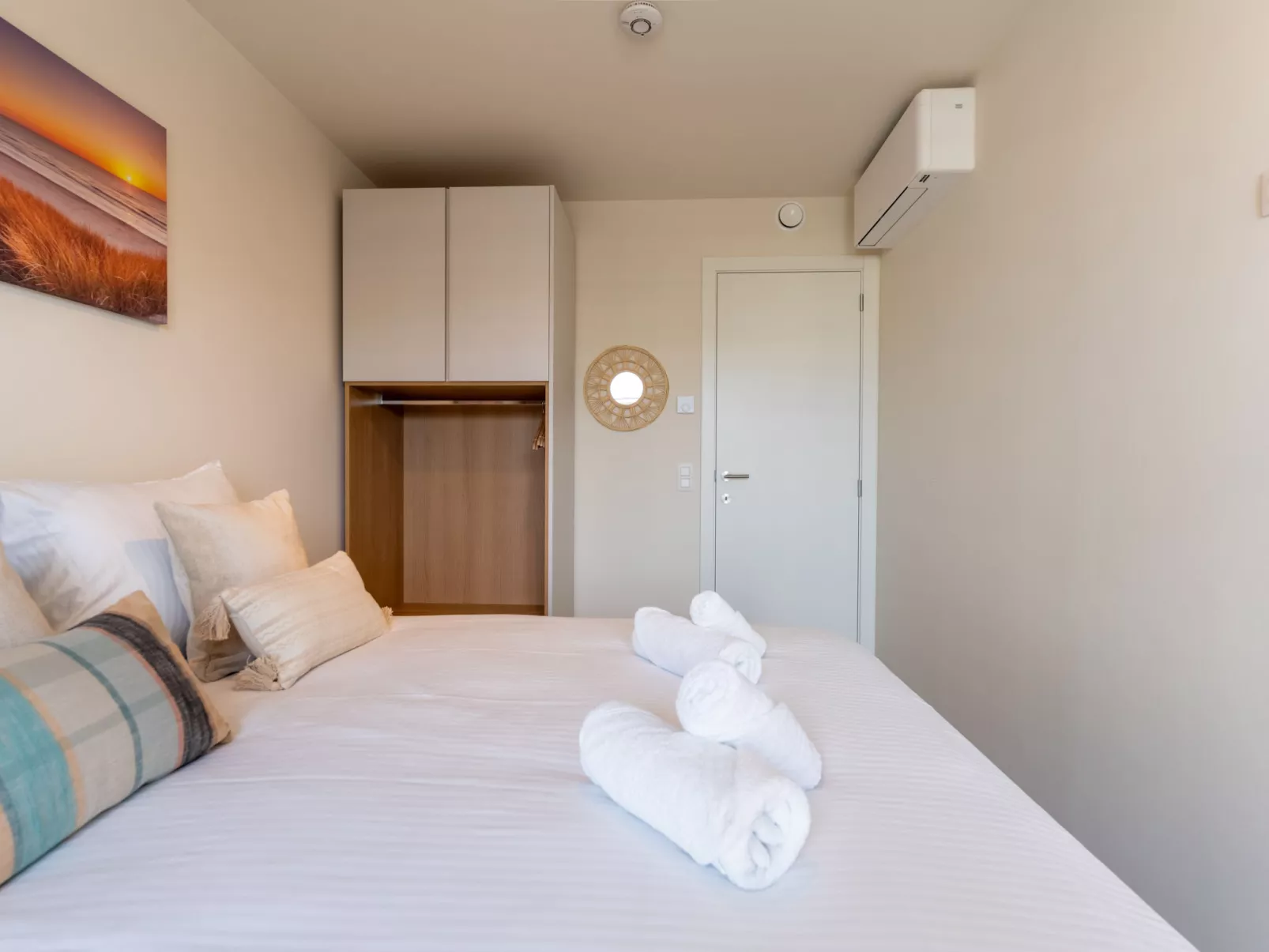 The Waves with parking-Binnen