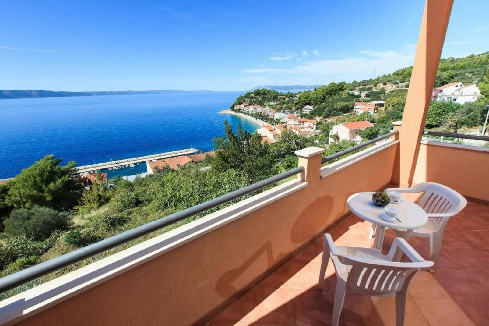 Summerheaven Apartments - Standard Studio Apartment with Balcony and Sea View A1-Terras