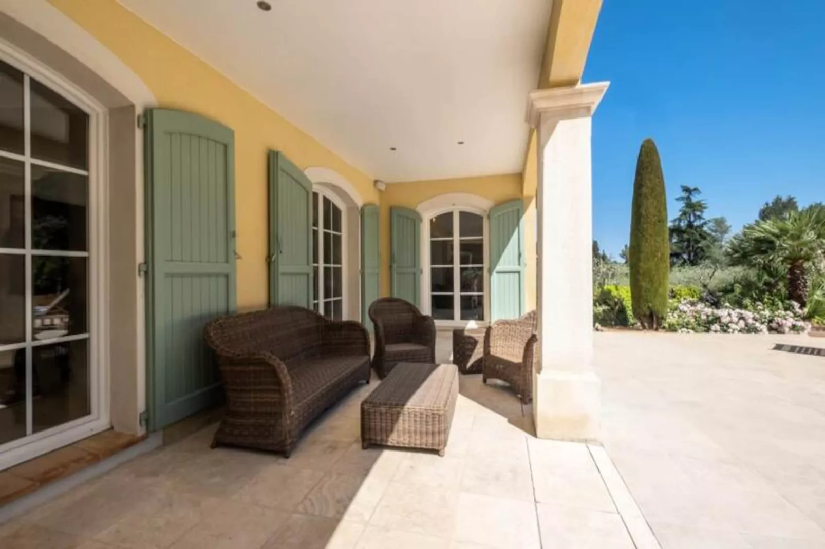 Résidence Bijou De 280m2 Et Piscine à Débordement Au Calme Absolu-Niet-getagd