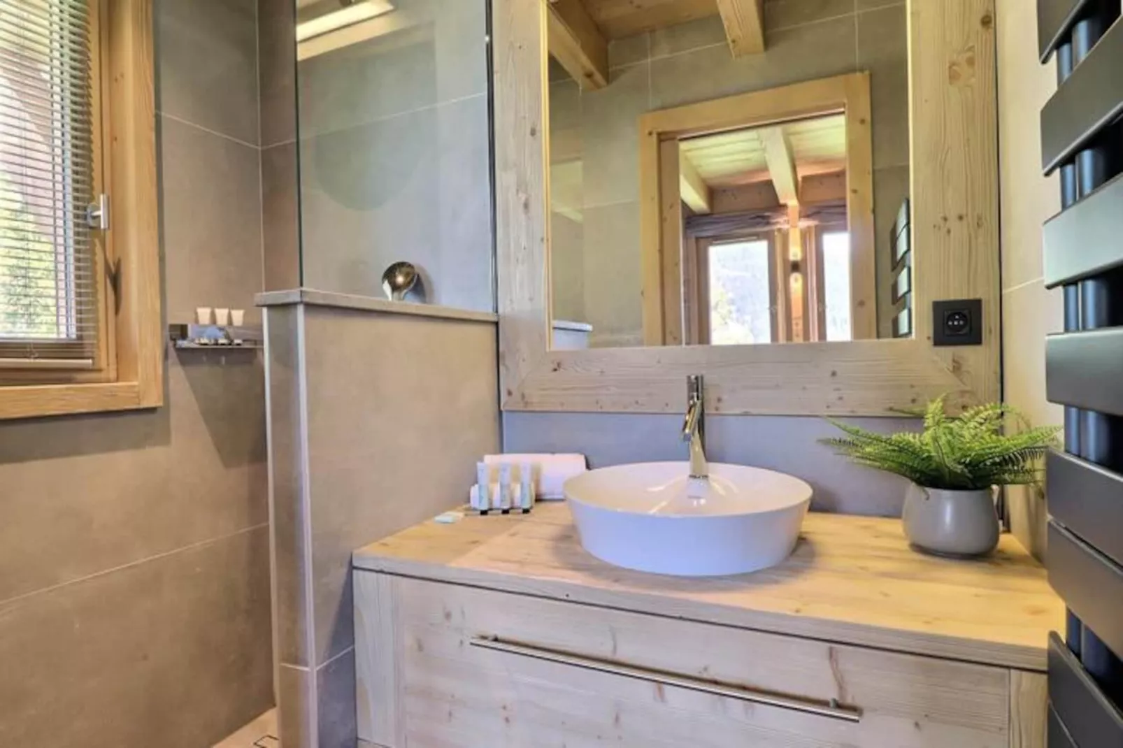 Résidence Goya-Niet-getagd