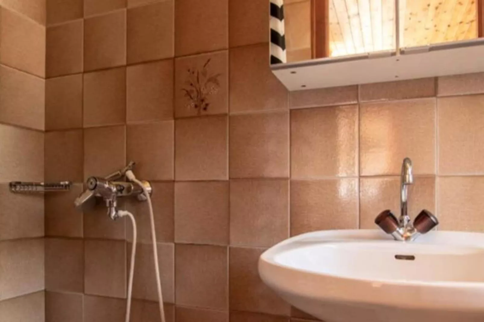 Résidence Sommard N° 9-Niet-getagd