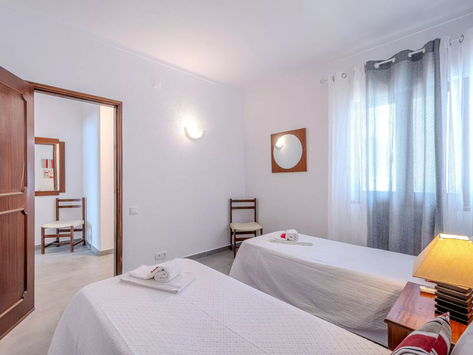 Amélia - Sunny Way-Binnen