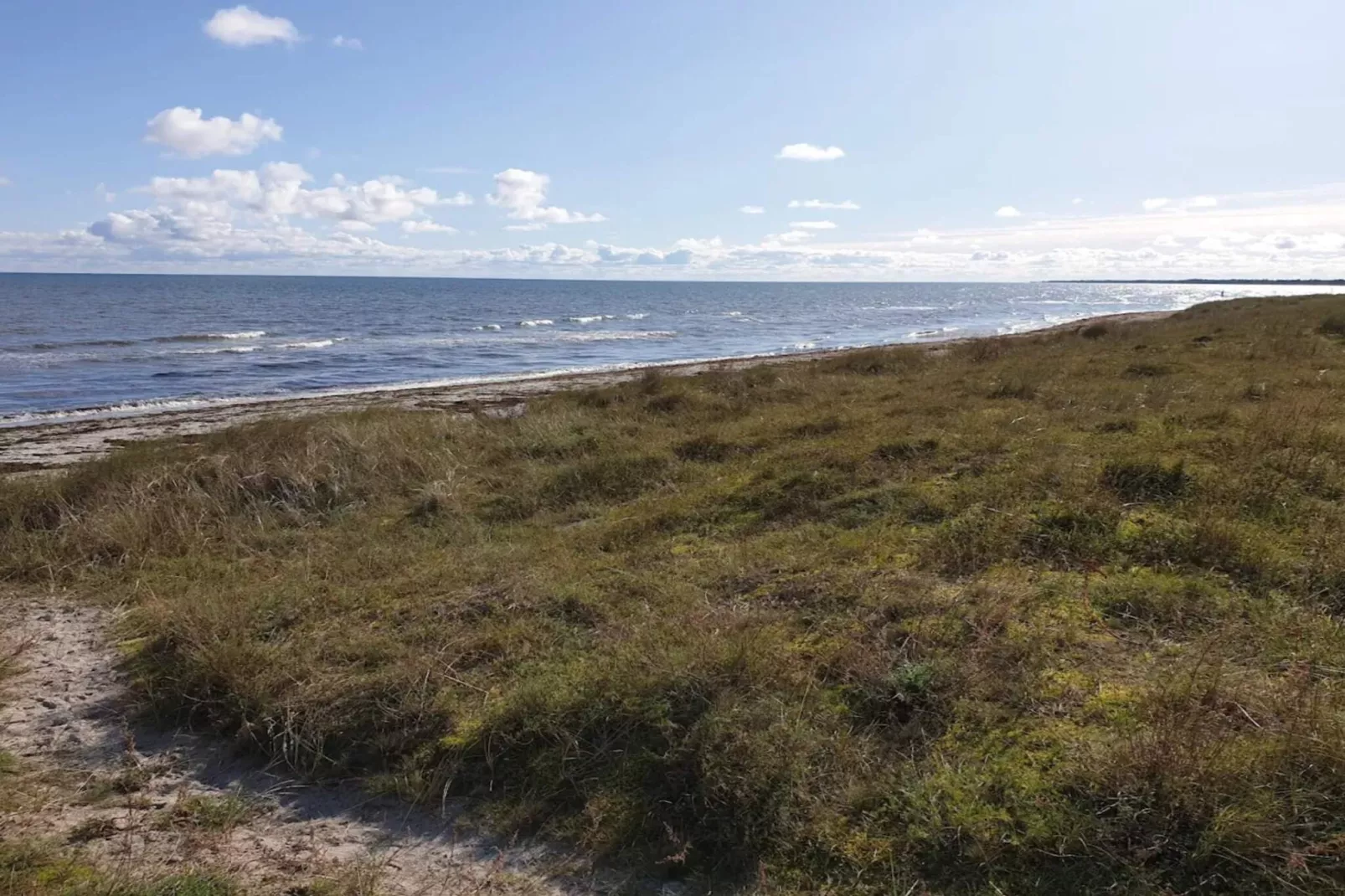 3 room,close to the sea/dike,renovate-Waterzicht