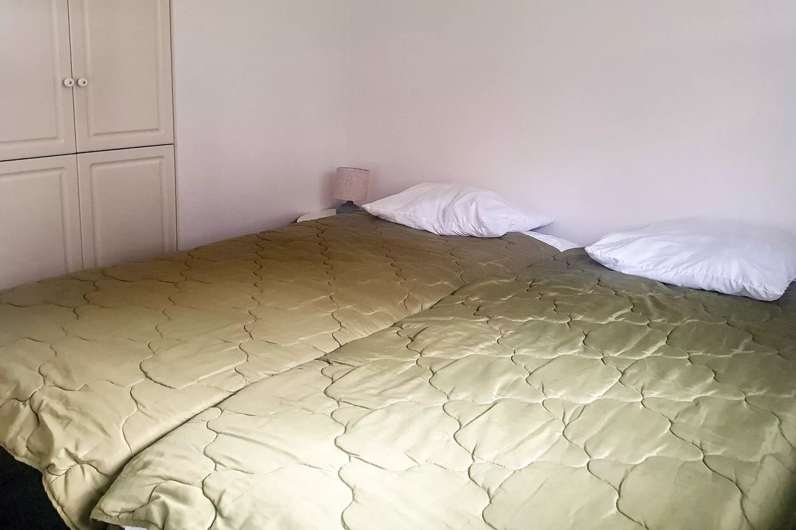 LØJT FERIECENTER-Binnen