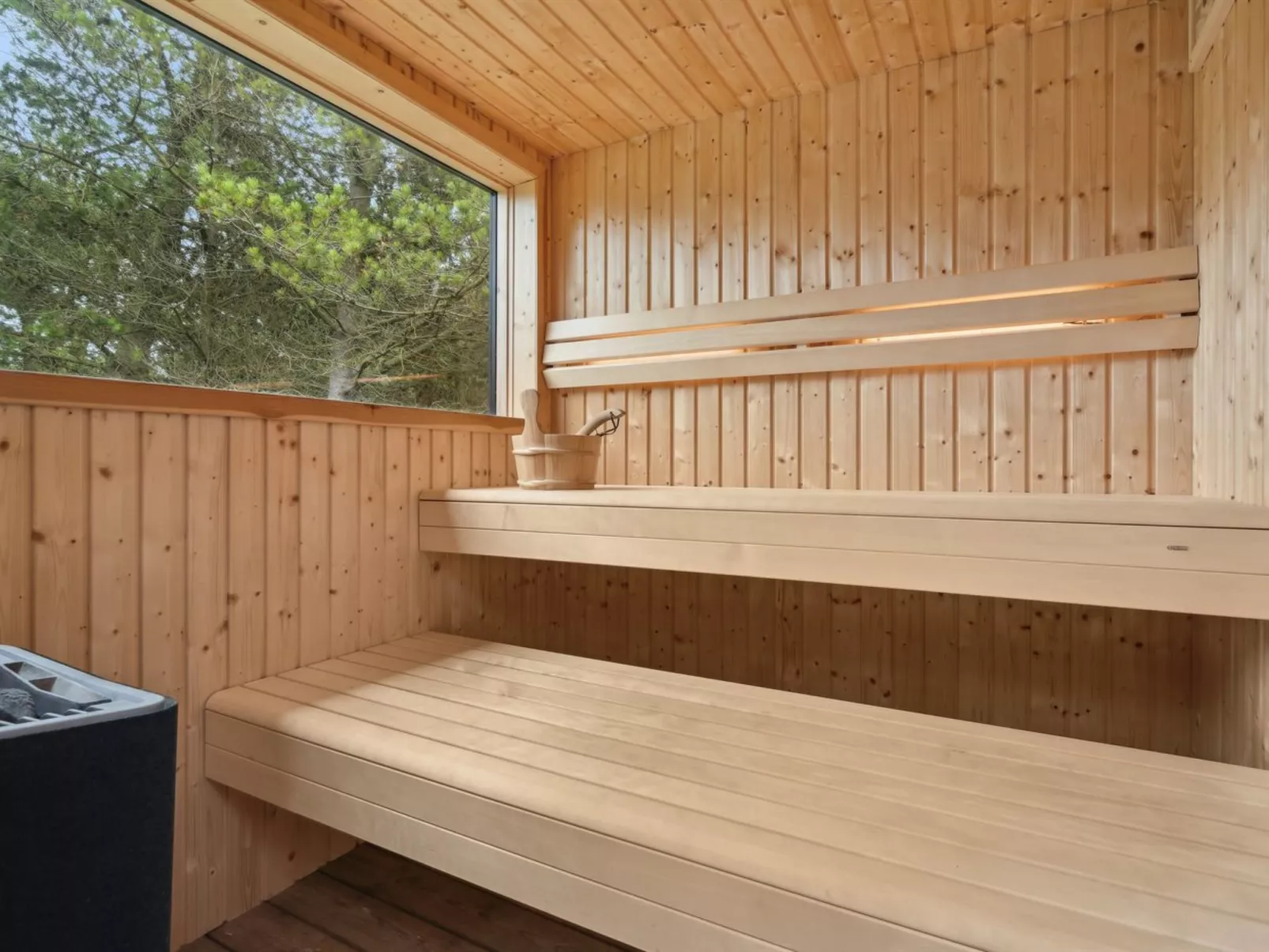 "Elin" - 3km from the sea-Binnen