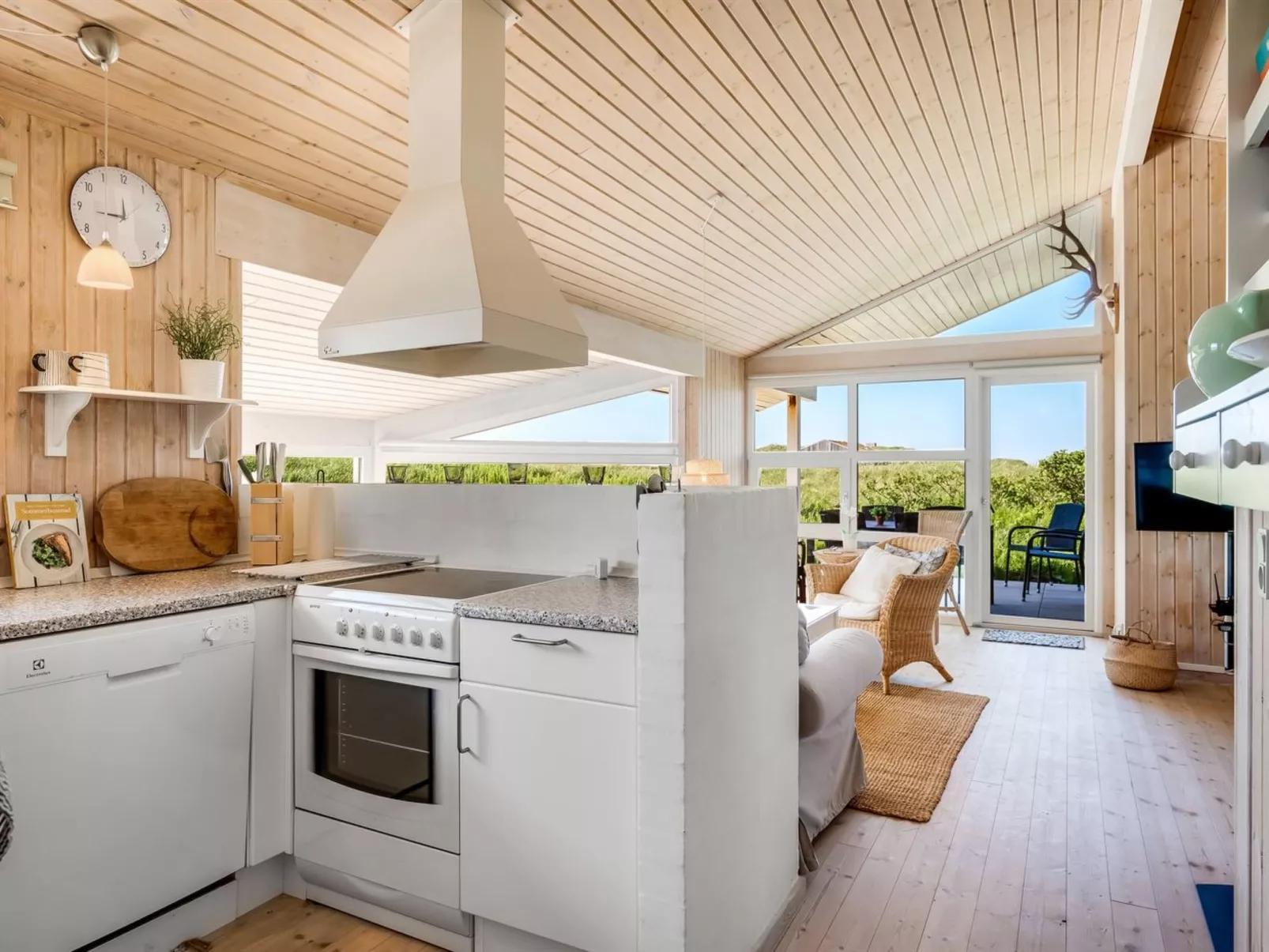 "Abel" - 350m from the sea-Binnen