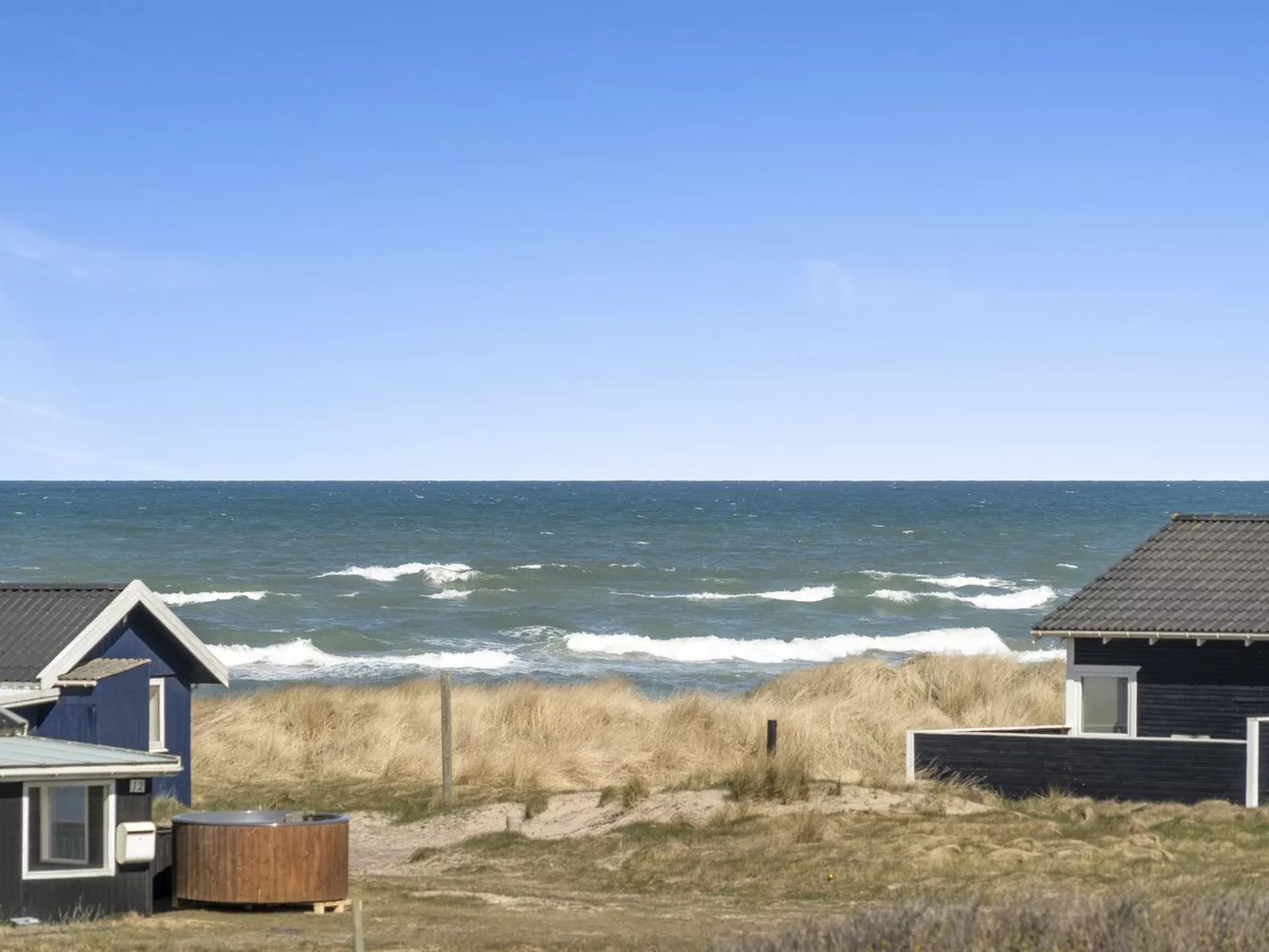 "Konsta" - 200m from the sea-Buiten