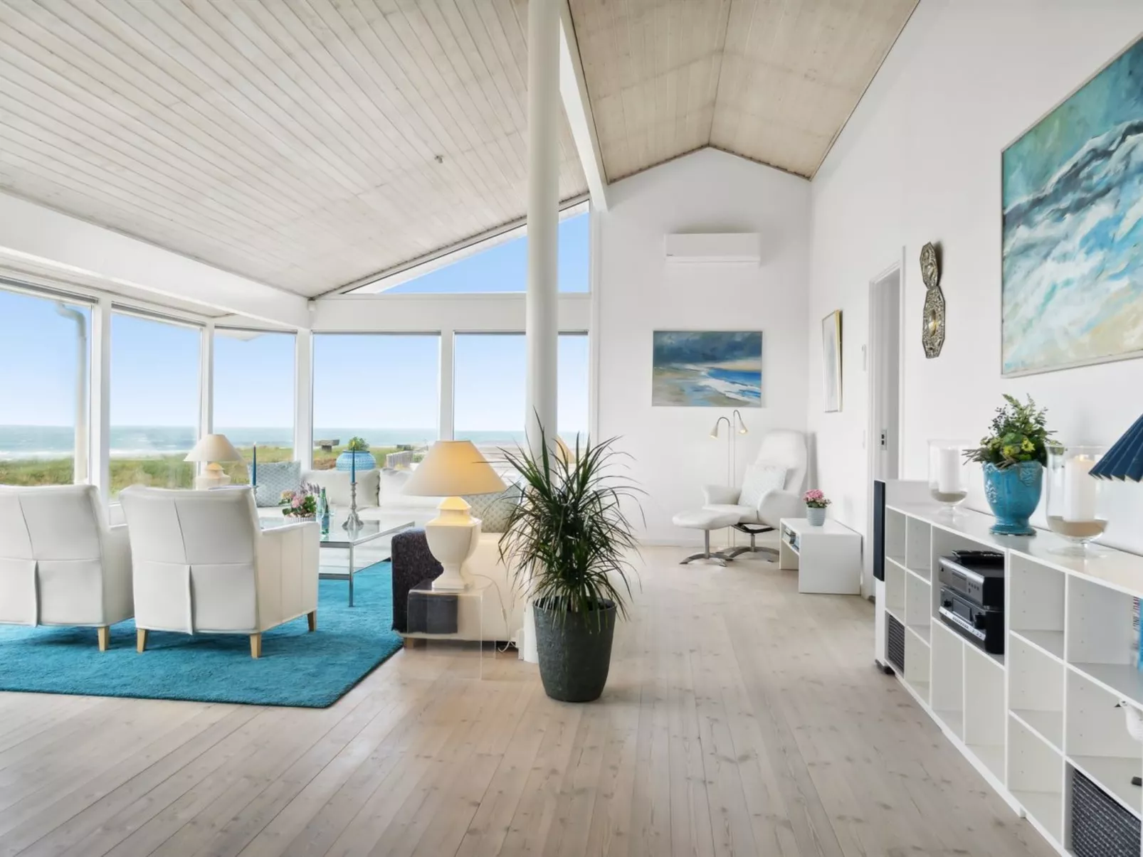 "Alyssa" - 300m from the sea-Binnen