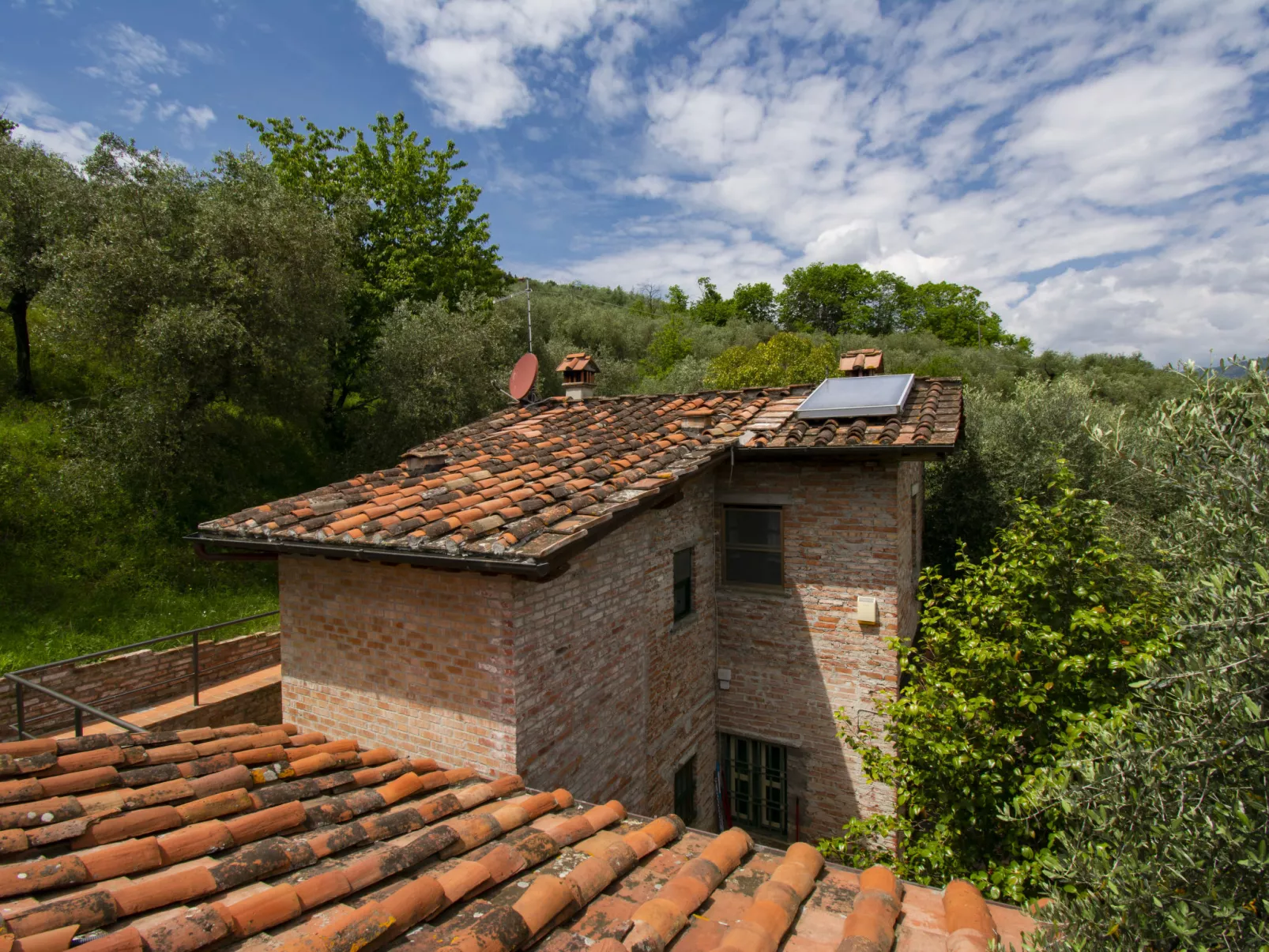 Colle alla luna-Buiten