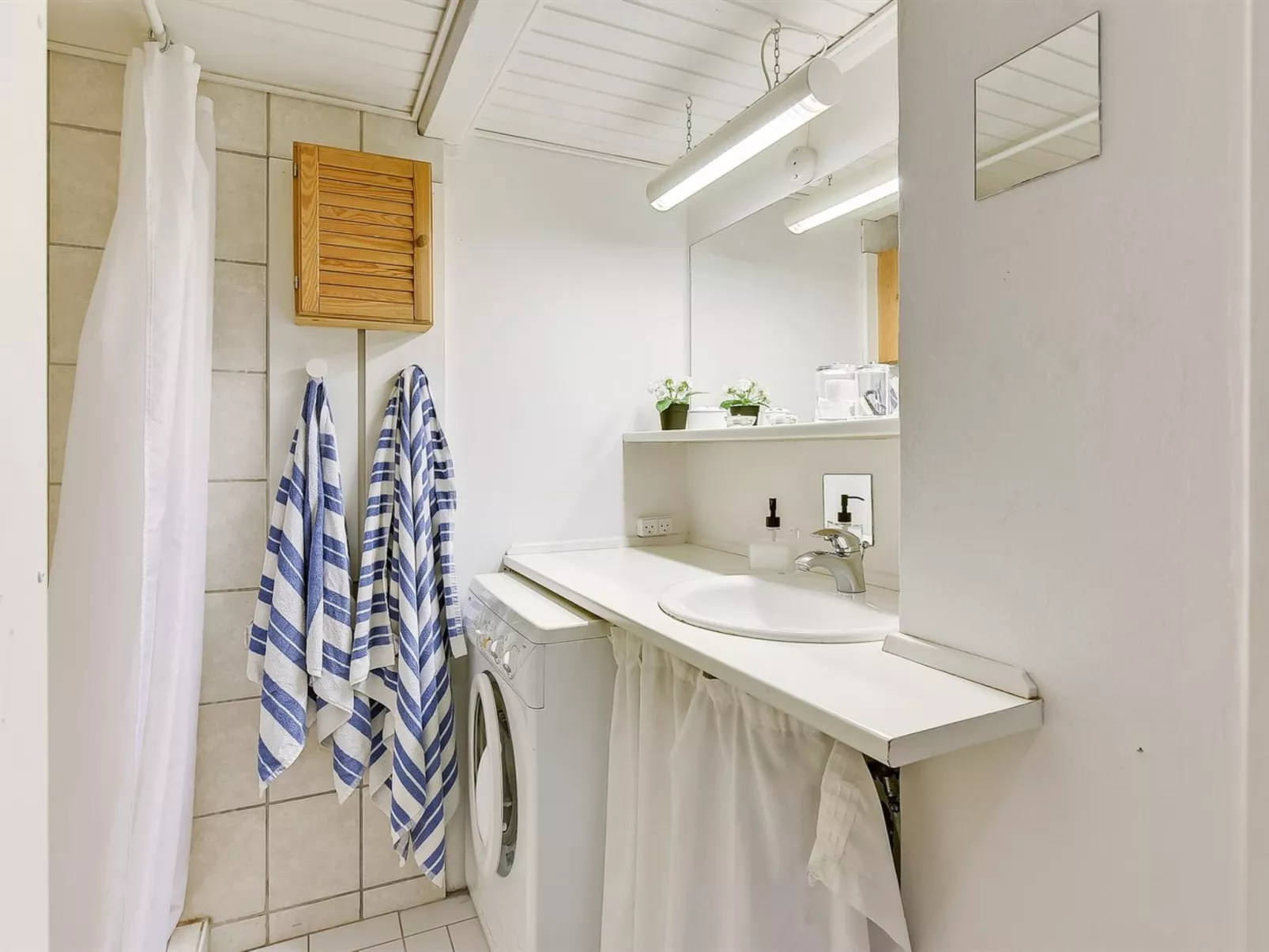 "Gunulf" - 150m from the sea-Binnen