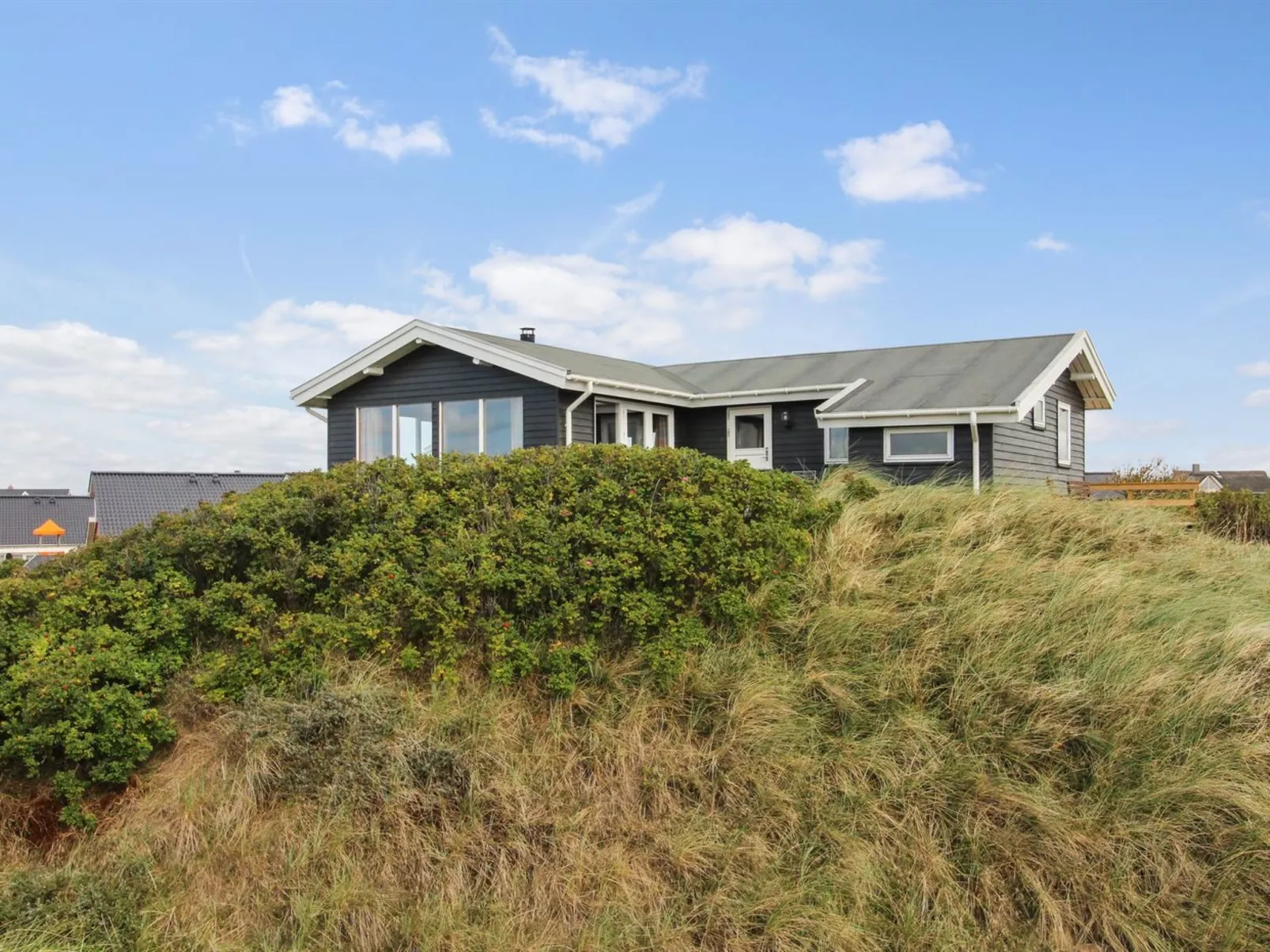 "Ami" - 200m from the sea-Buiten