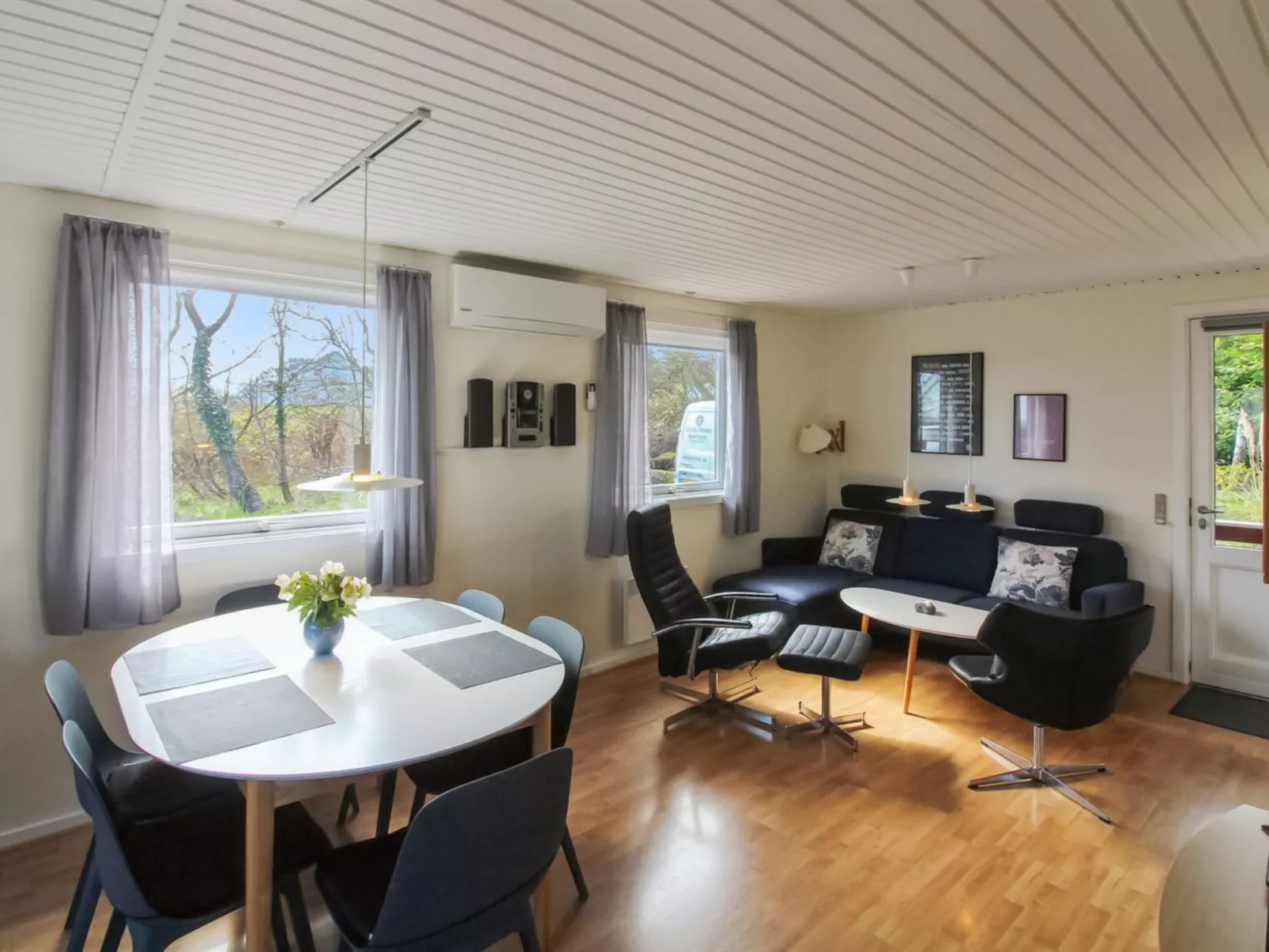 "Ebertina" - 500m from the sea-Binnen