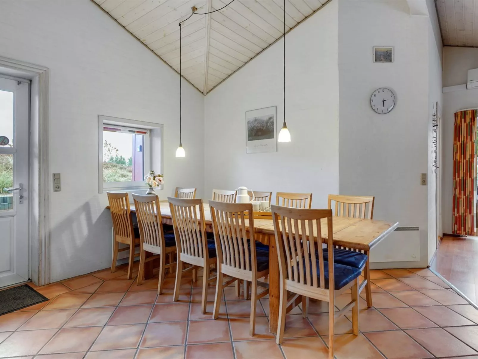 "Asdis" - 2.8km from the sea-Binnen