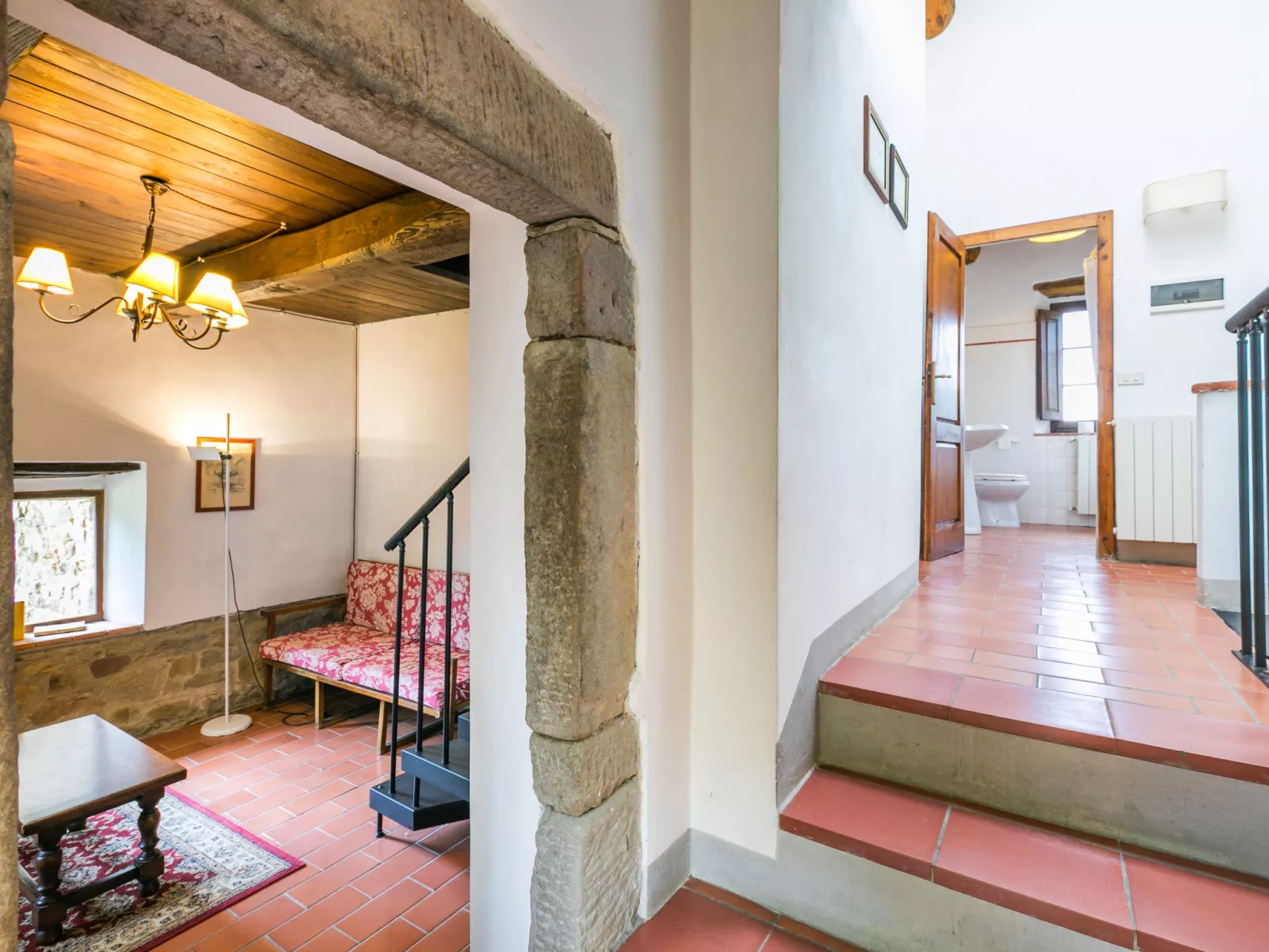 Podere Cima a Zano /Apt. Tinaia-Binnen