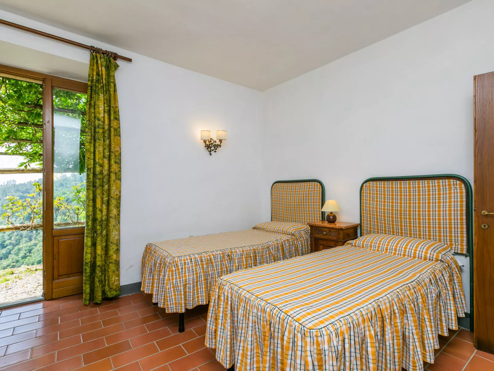 Podere Cima a Zano /Apt. Tinaia-Binnen