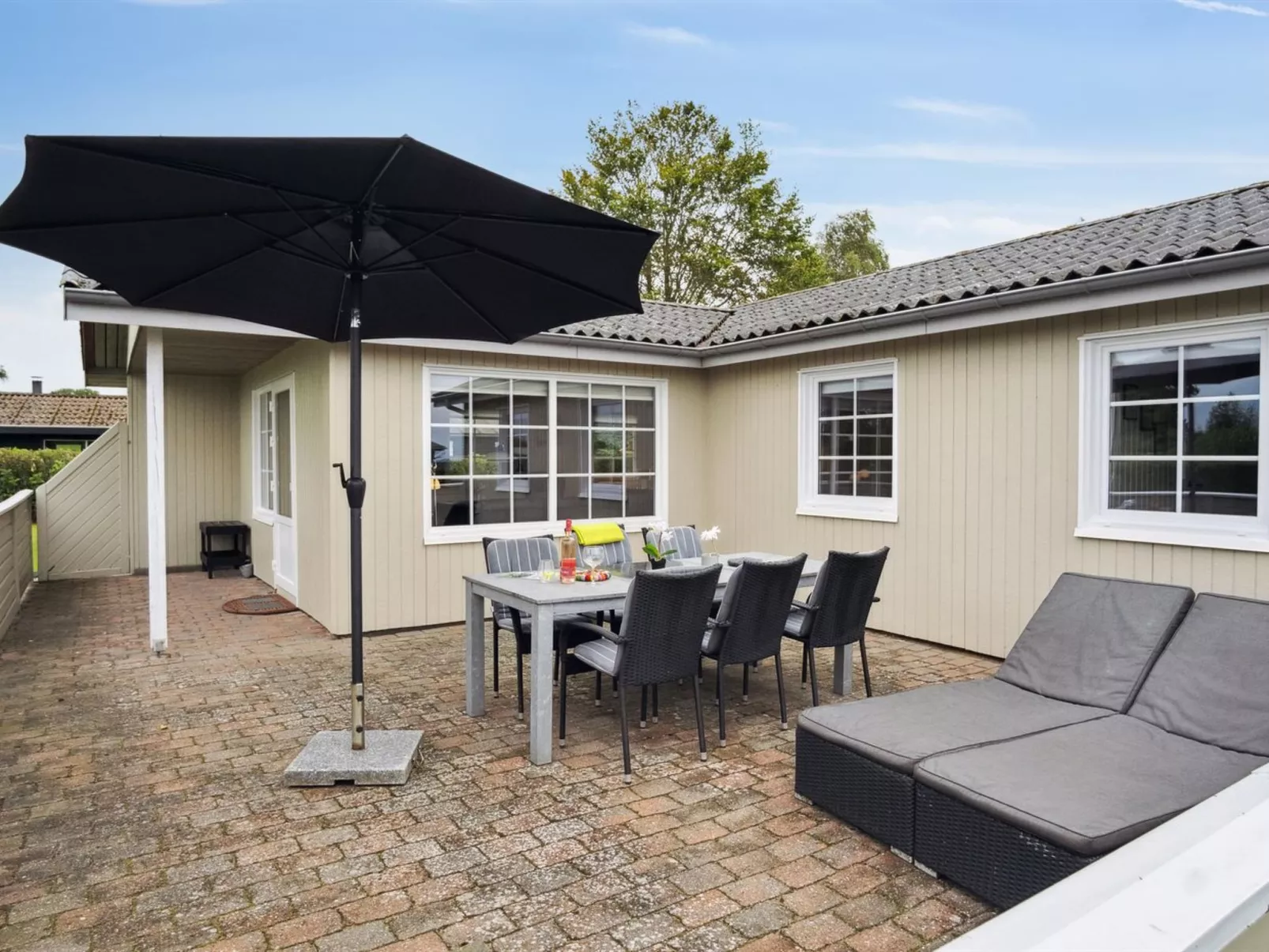 "Haralda" - 300m from the sea-Buiten