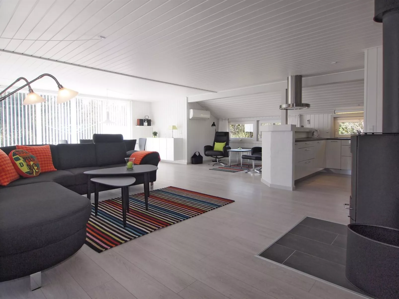 "Emmarenze" - 400m from the sea-Binnen