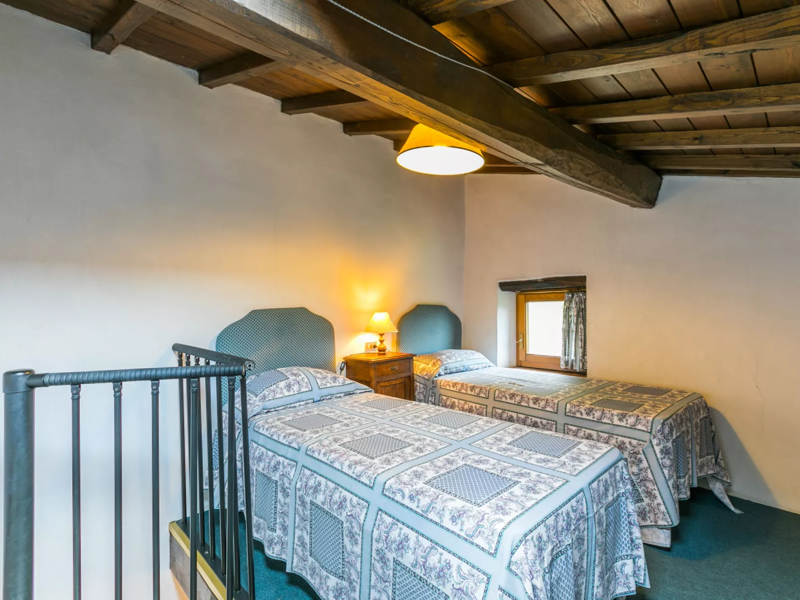 Podere Cima a Zano /Apt. Tinaia-Binnen