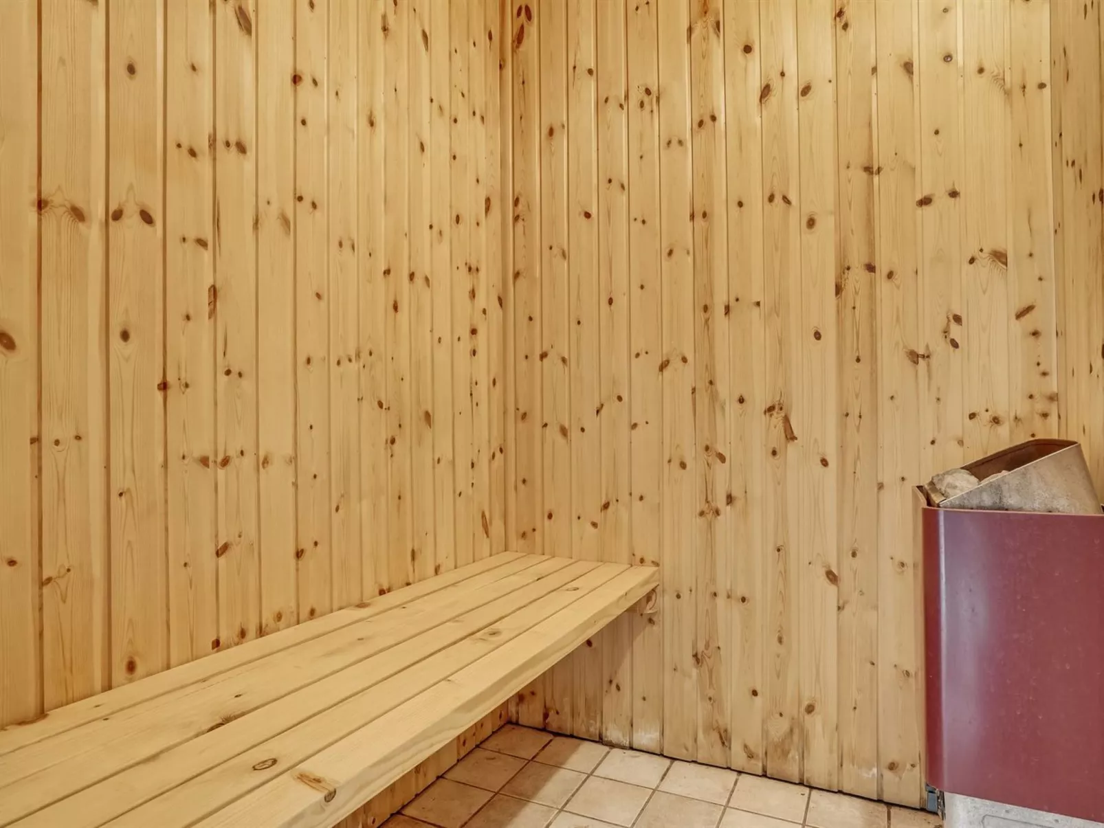 "Karstina" - 1km from the sea-Binnen