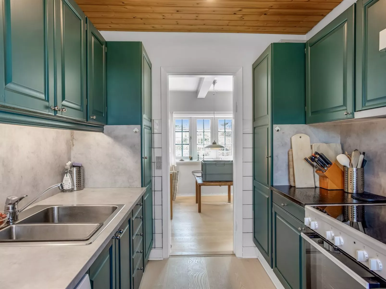 "Katerina" - 100m from the sea-Binnen