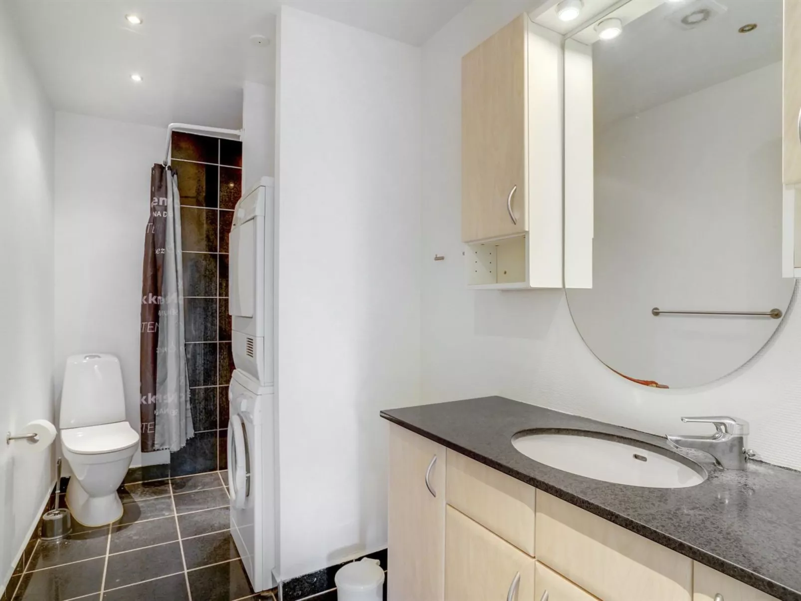 "Jenna" - 1.4km from the sea-Binnen