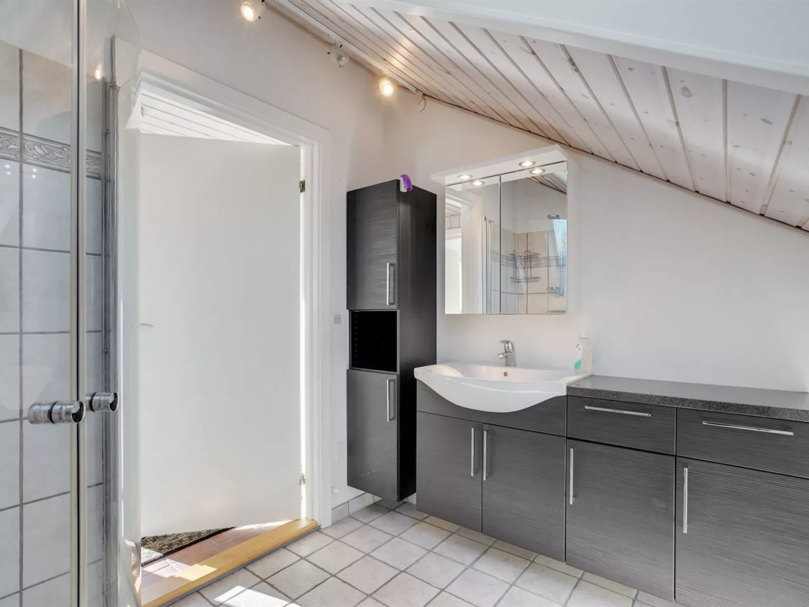 "Sighrik" - 30km from the sea-Binnen