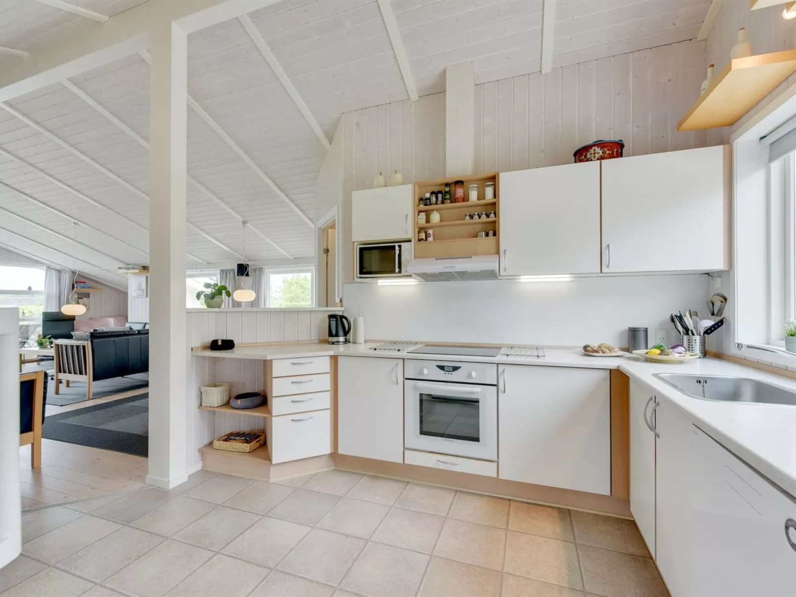 "Tjakko" - 700m from the sea-Binnen