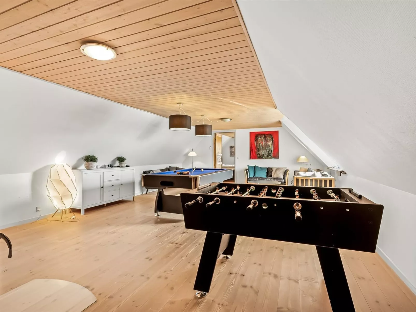 "Urte" -  from the sea-Binnen